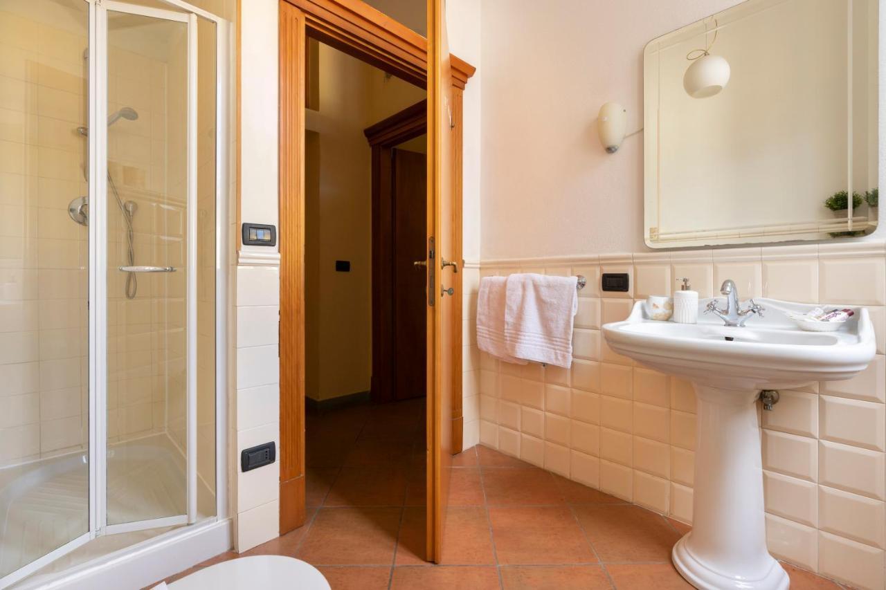 Verdi 11 Firenze Kültér fotó